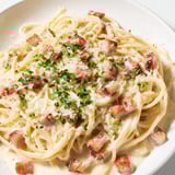 Creamy Garlic Bacon Pasta